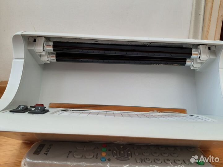 Детектор банкнот Assistant 530