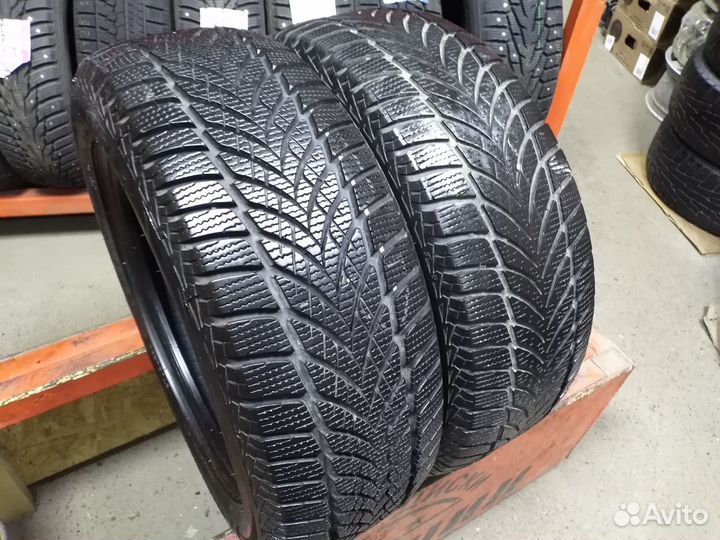 Goodyear UltraGrip Ice 2 205/55 R16