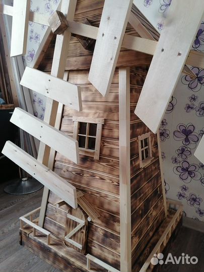 Декоративная мельница для сада