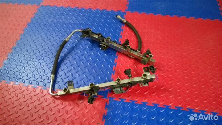 Рейка топливная рампа BMW 5-серия E60/E61