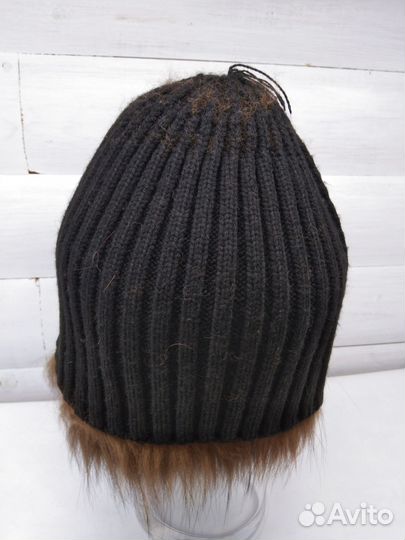 Шапка из вязаного натурального меха песца
