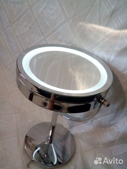 Зеркало с подсветкой