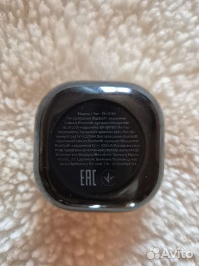 Беспроводные наушники Samsung galaxy buds live