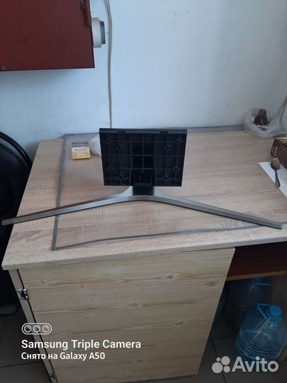 Подставка для телевизора