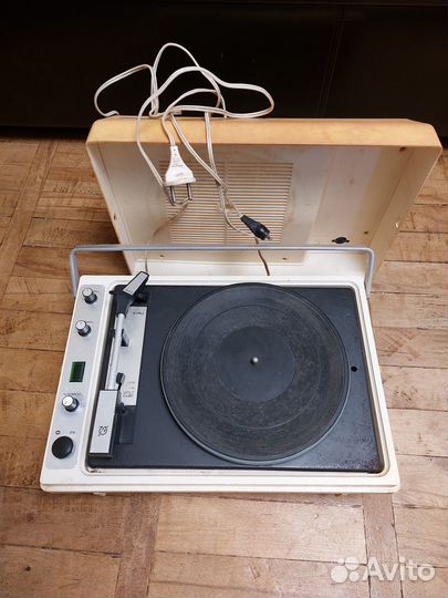 Проигрыватель Юность 301 Электрофон 304