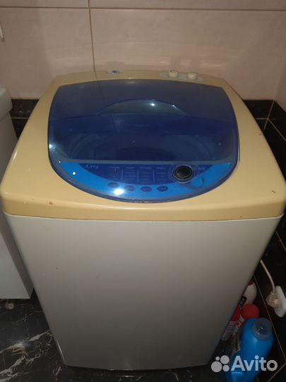 Стиральная машина с вертикальной загрузкой