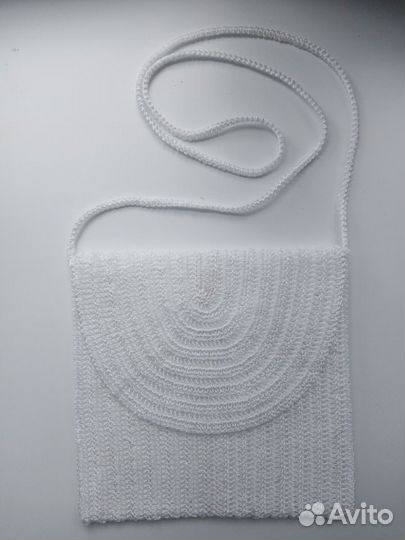 Сумочка вязаная ручной работы