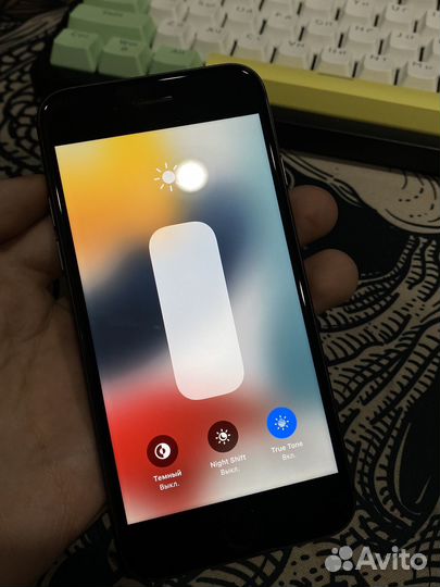 iPhone 8, 64 ГБ