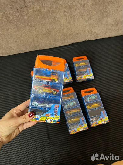 Машинки hot wheel