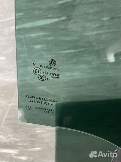 Новое заднее стекло Tiguan 2 Тигуан 2