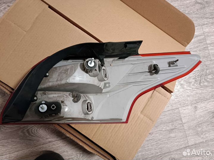 Задняя фара focus 3