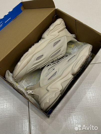 Кроссовки adidas ozweego celox