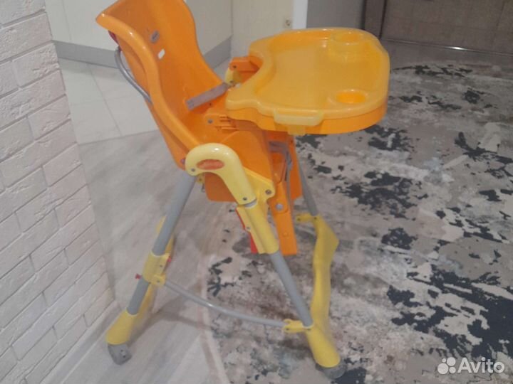 Детский стол и стул