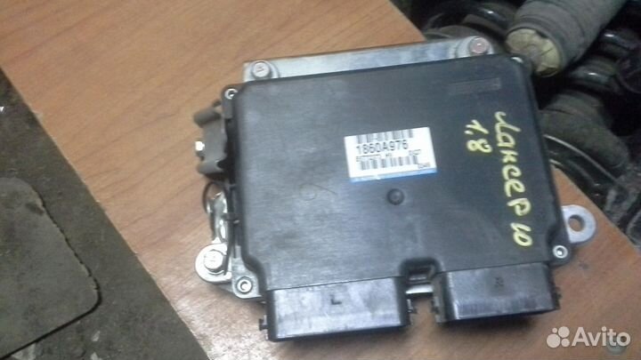 Блок управления Mitsubishi Lancer 10