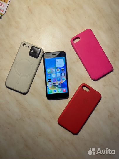 iPhone 8, 64 ГБ