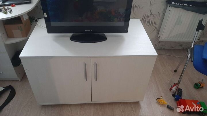 Тумба под телевизор