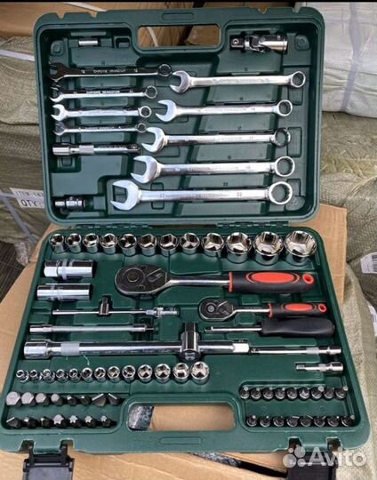 Набор инструмента 82 предмета новое