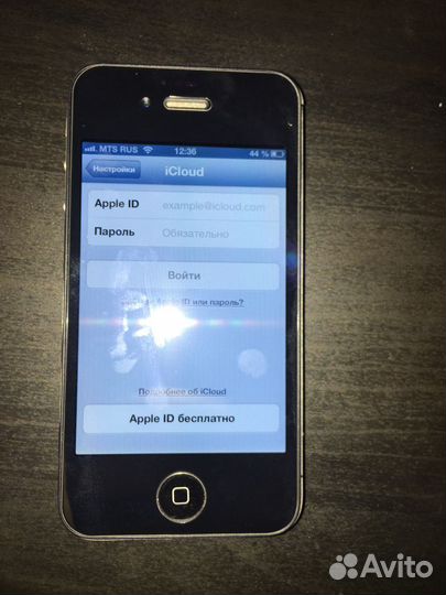 iPhone 4S, 16 ГБ