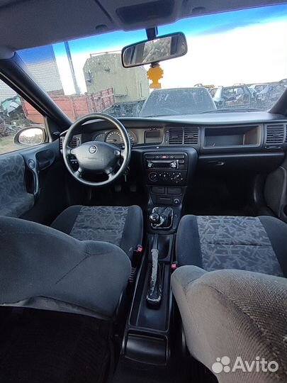 Опель вектра б 1.6 x16xel