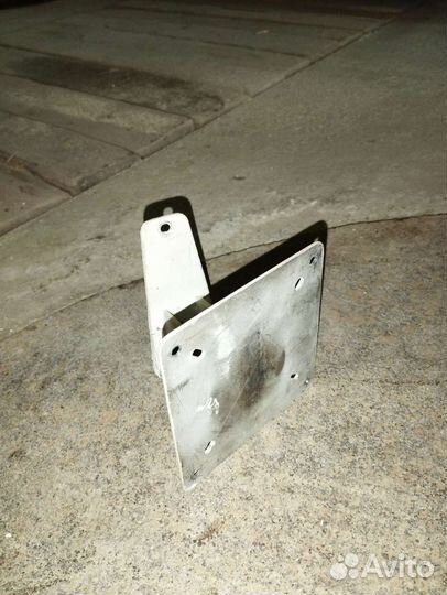 Крепление для телевизора на стену