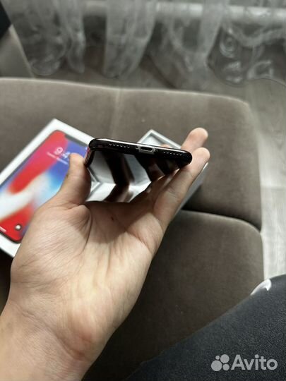 Телефон iPhone x 64 gb