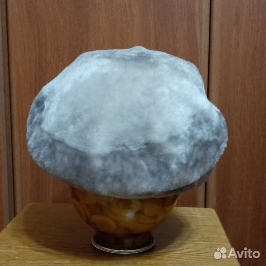 Шапка женская зимняя мутоновая