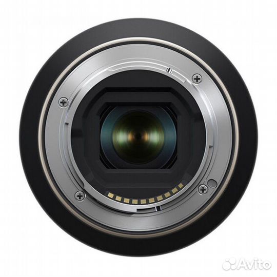 Объектив Tamron 18-300mm f/3.5-6.3 Di III-A VC VXD