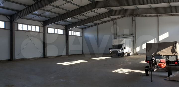 Помещение 700 м²