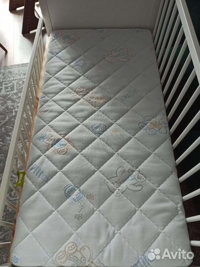 Детская кровать IKEA с матрасом