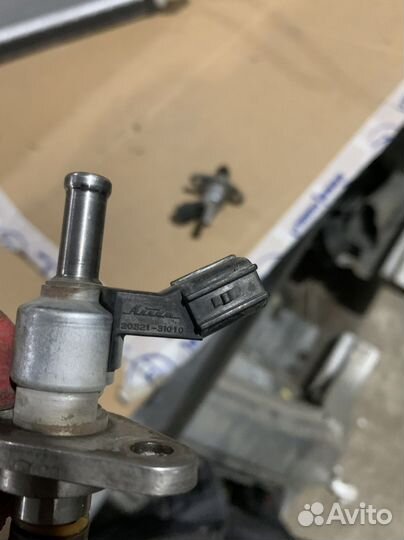 Датчик клапан давления топлива Lexus GS LS