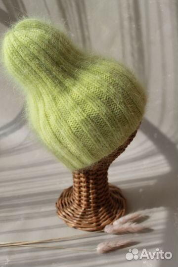 Шапки, варежки, бактусы, снуды