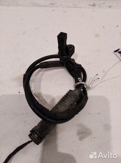 Датчик ABS передний Bmw 118 E81