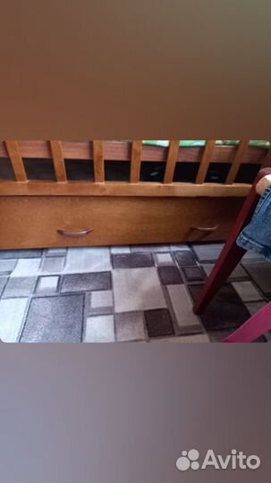 Продам детские вещи