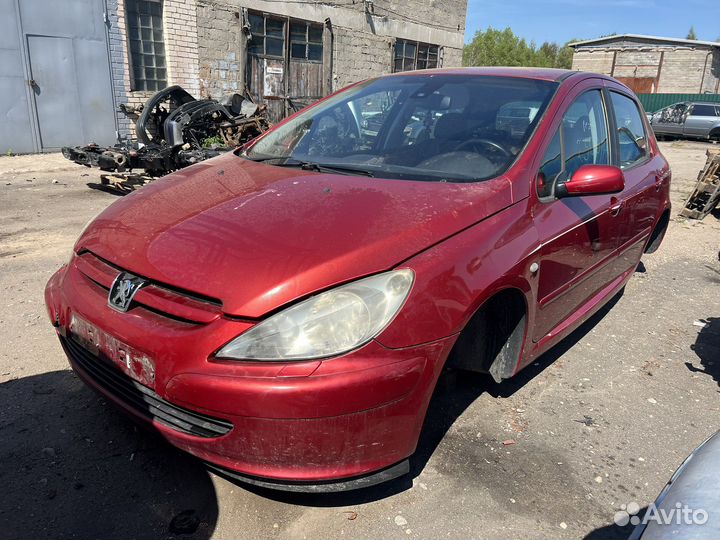 Peugeot 307 2004г 2.0hdi 6МКПП