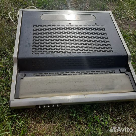 Вытяжка подвесная трехскоростная