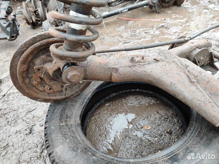 Балка задняя audi 80