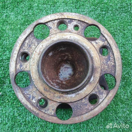 Ступица передняя Mercedes-Benz S-Class W222