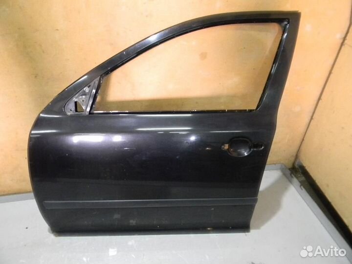 Дверь передняя левая Skoda Octavia A5 (2004-2013)
