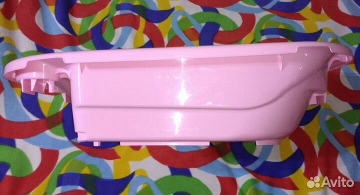 Розовая ванночка для купания младенцев 