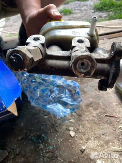 Главный тормозной цилиндр lanos