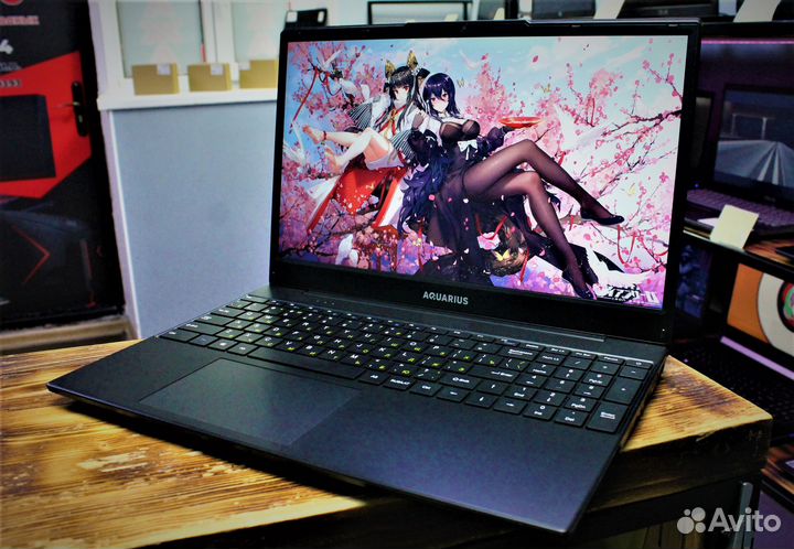 Ноутбук Aquarius Core i5-10/SSD M.2/IPS