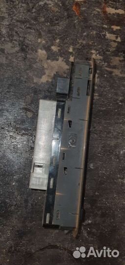 Блок кнопок стеклоподъемников suzuki grand