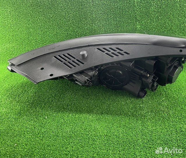 Фара правая Туксон 3 15-19