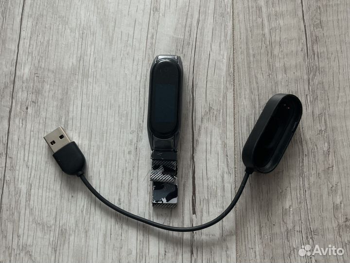 Часы xiaomi mi band
