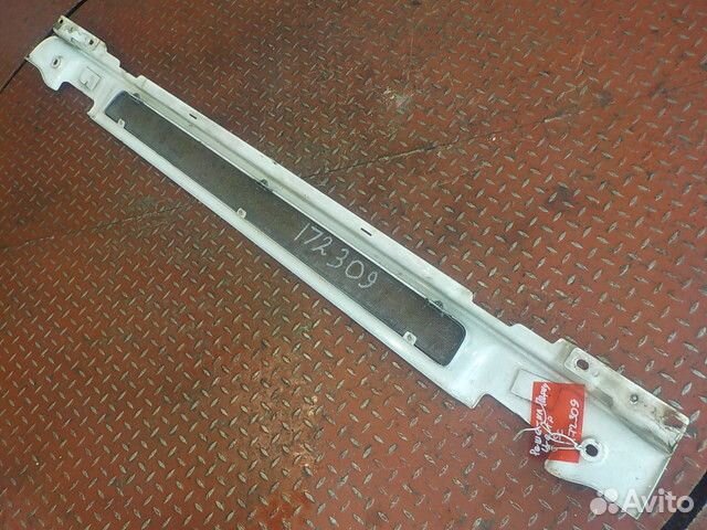 Решетка радиатора Scania P,G,R series 1748085