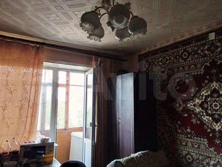 9-к. квартира, 54 м², 7/9 эт.