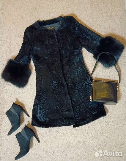 Лёгкая шубка (меховое пальто)