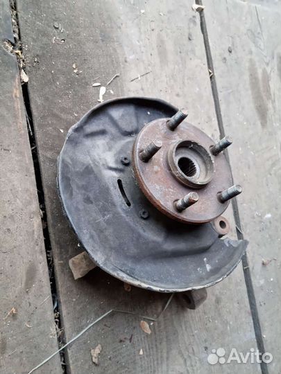 Ступица на toyota vista