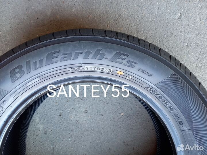 Yokohama BluEarth-ES ES32 205/60 R16 92H
