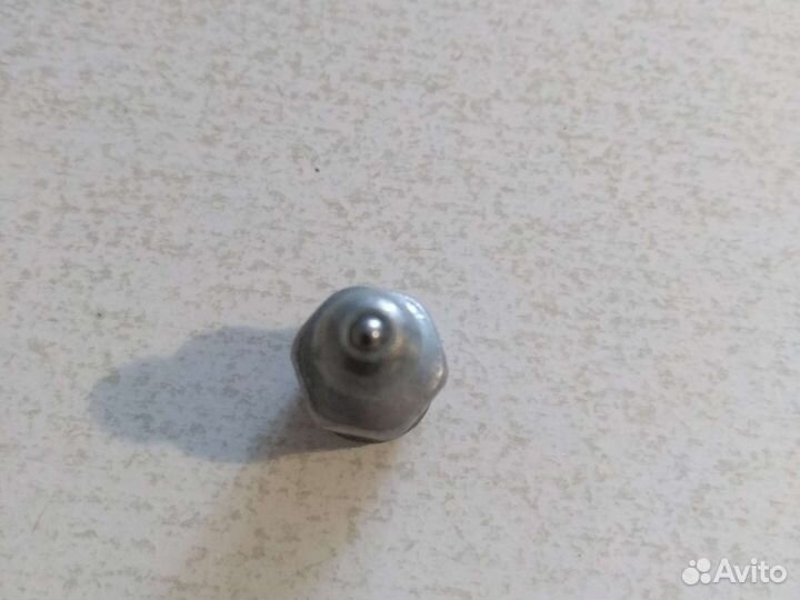 Тавотница пресс масленка М10